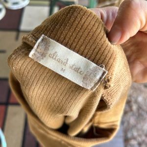 Alger’s state skirt